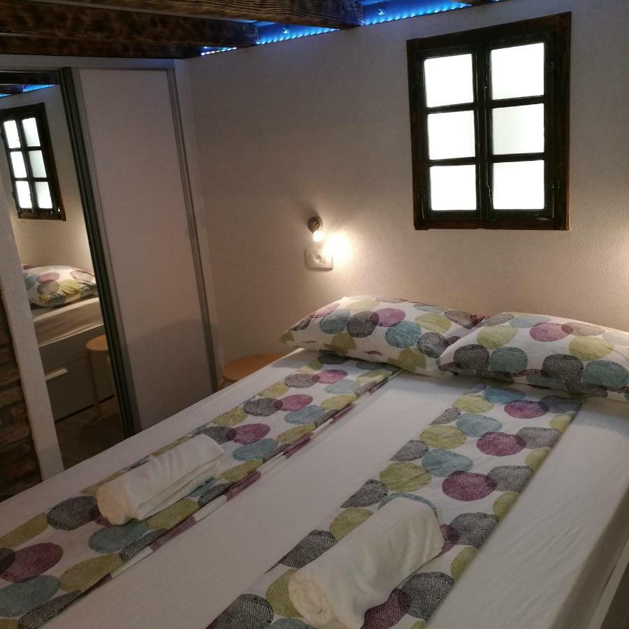 Traditional Piran Studio Ngoại thất bức ảnh